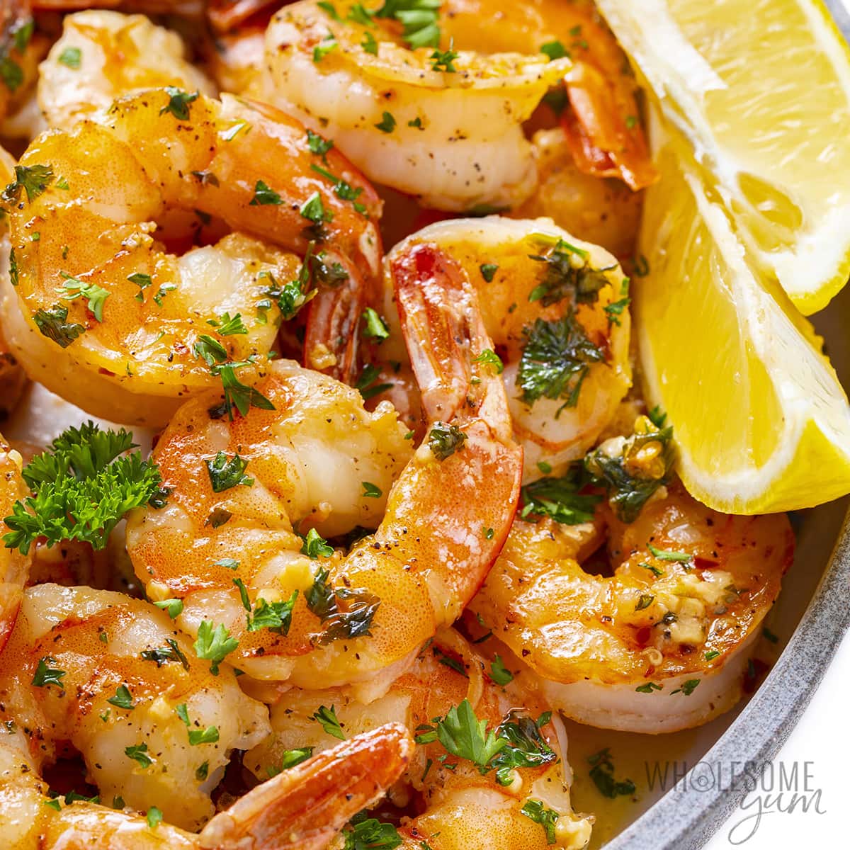 jumbo prawns in lemon sauce